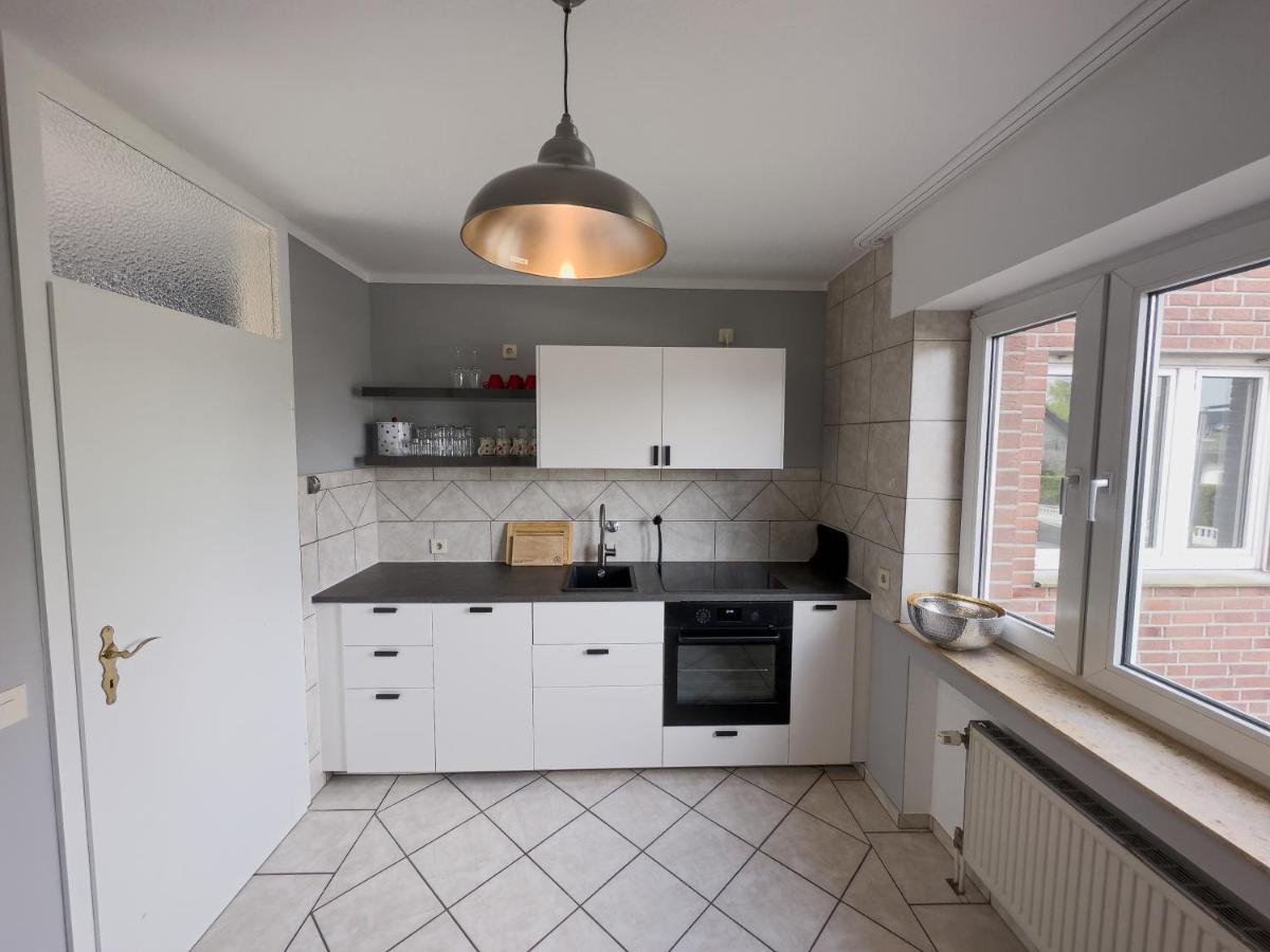 Ruhiges Juwel: Frisch Renoviert 100 Qm Apartment ยือลิคช์ ภายนอก รูปภาพ