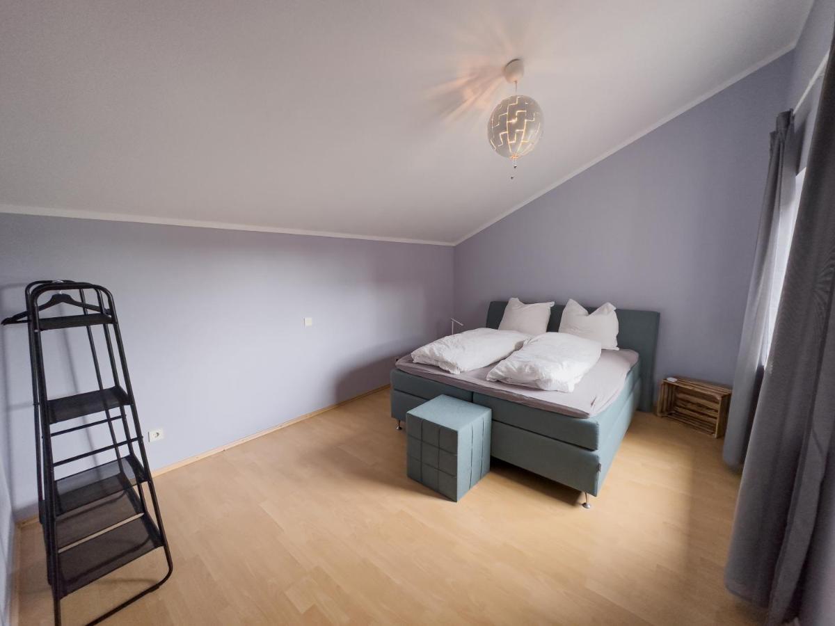 Ruhiges Juwel: Frisch Renoviert 100 Qm Apartment ยือลิคช์ ภายนอก รูปภาพ